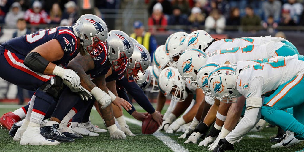 New England Patriots @ Miami Dolphins Preview and Predictions
